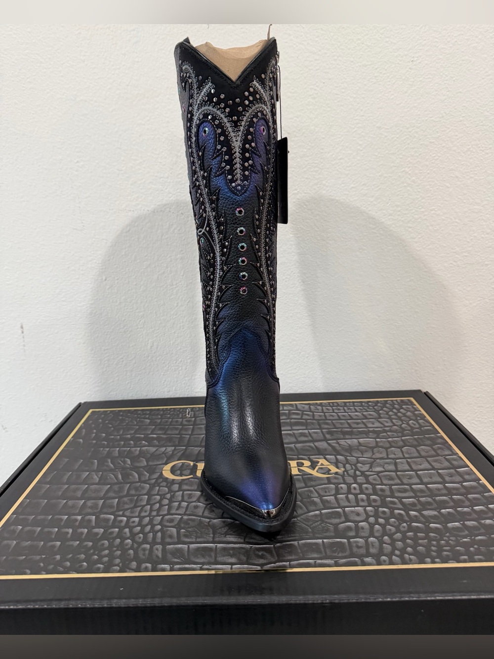 NIB CUADRA Women Leather High Boots size 7 - Picture 2 of 9